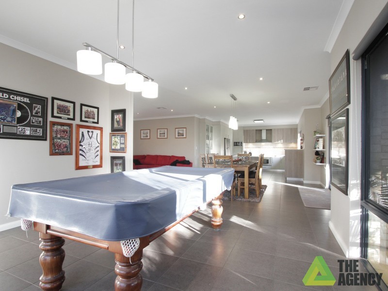 22 Edmonton Road, Canning Vale WA 6155