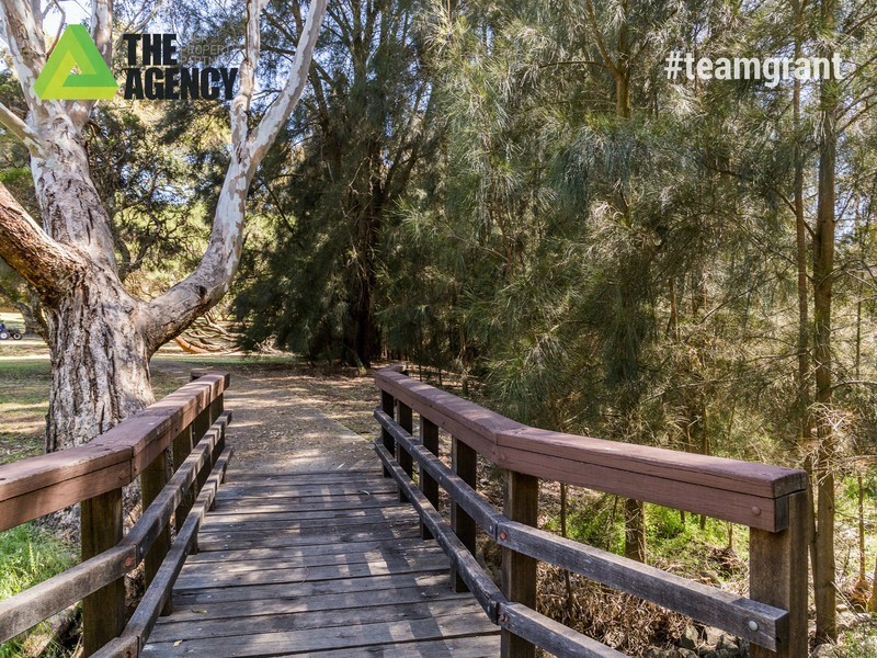 22A Moolyeen Road, Mount Pleasant WA 6153