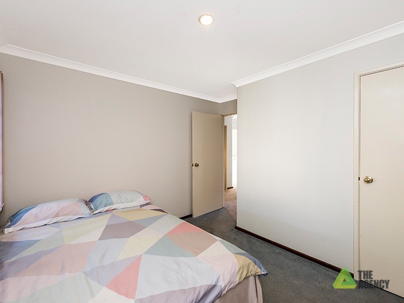 15 Maple Hill Court, Woodvale WA 6026