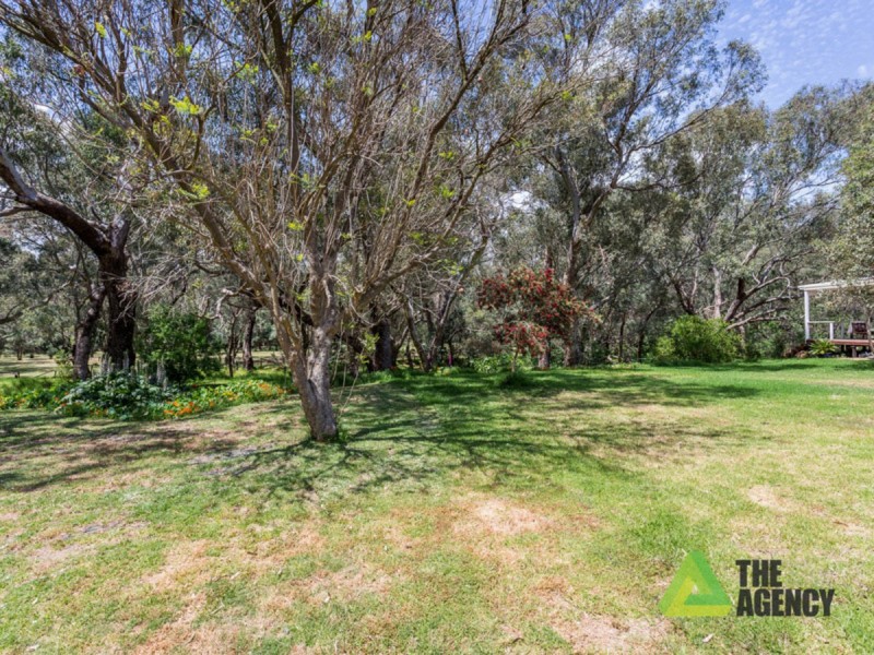 1A Quebec Road, Woodbridge WA 6056