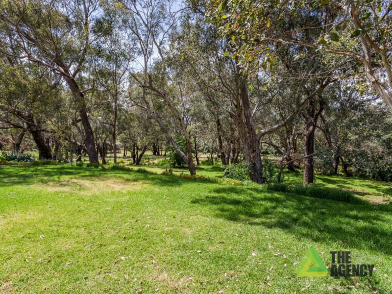 1A Quebec Road, Woodbridge WA 6056