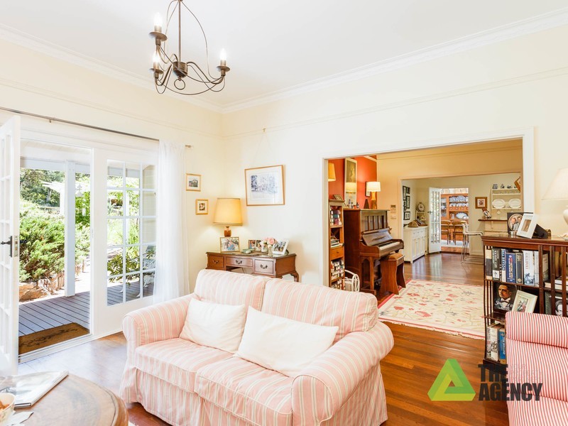 6 Maslin Crescent, Darlington WA 6070