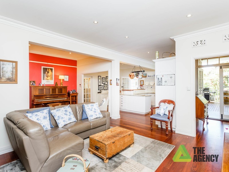 6 Maslin Crescent, Darlington WA 6070