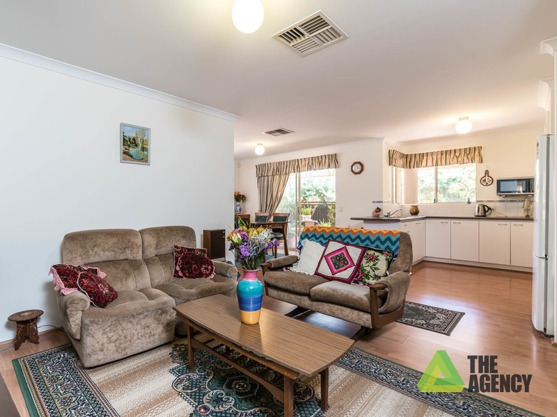 84B Parklands Square, Riverton WA 6148