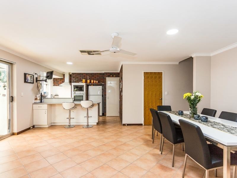 8 Tia Place, Willetton WA 6155