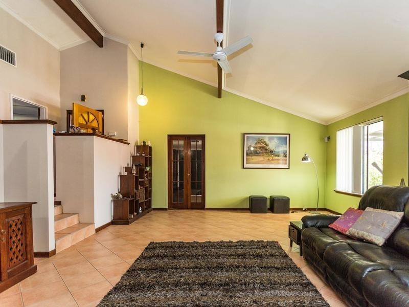 8 Tia Place, Willetton WA 6155