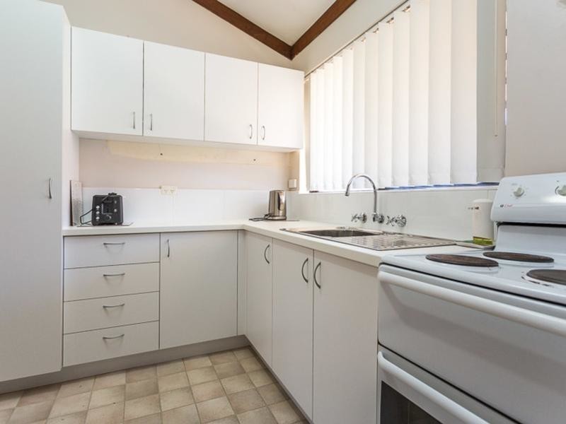 17 Gama Court, Parkwood WA 6147