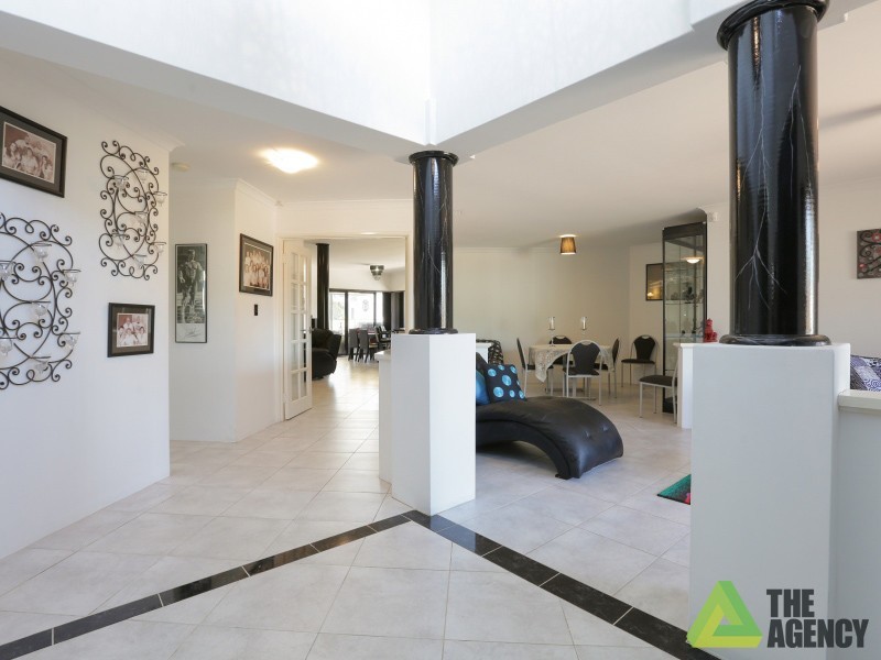 5 Skye Close, Camillo WA 6111