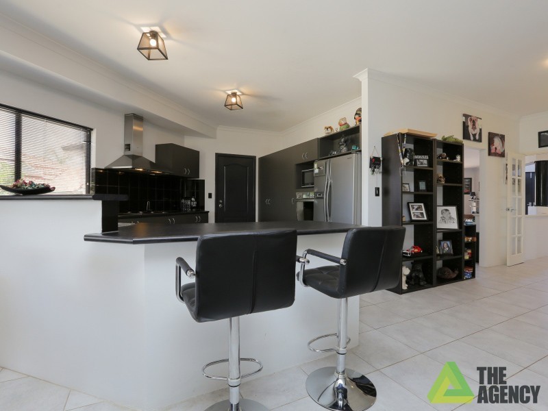 5 Skye Close, Camillo WA 6111