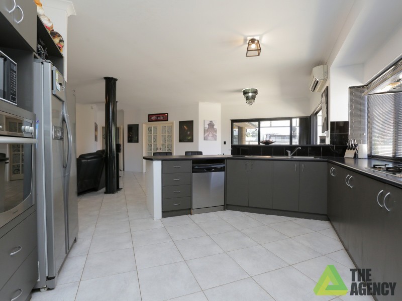 5 Skye Close, Camillo WA 6111