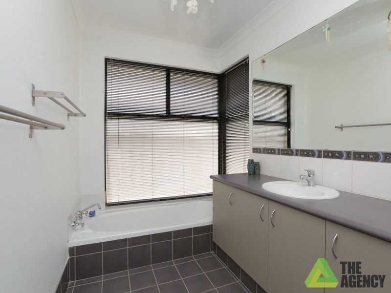 5 Skye Close, Camillo WA 6111