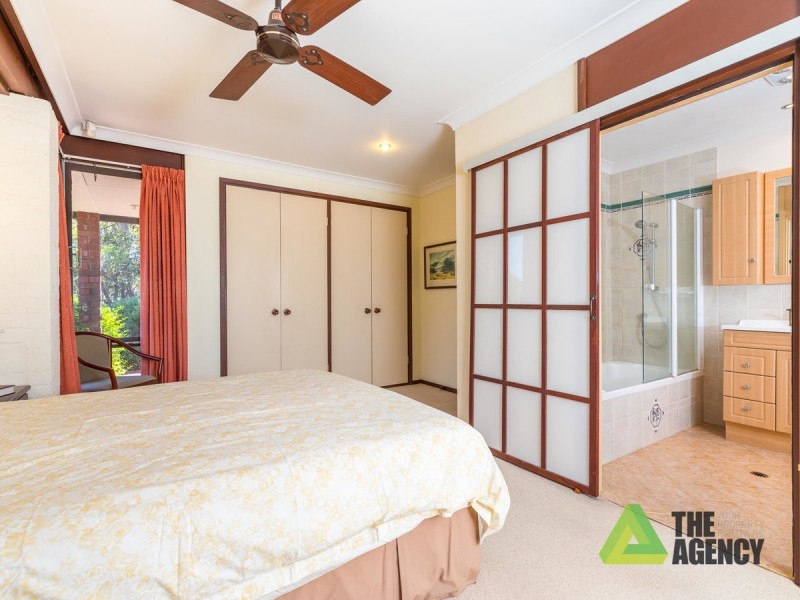 8 Hillcrest Drive, Darlington WA 6070