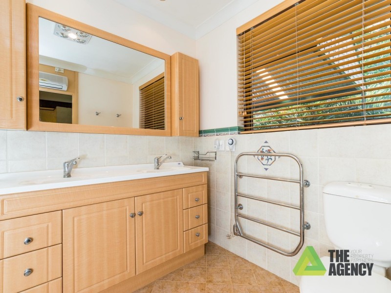 8 Hillcrest Drive, Darlington WA 6070