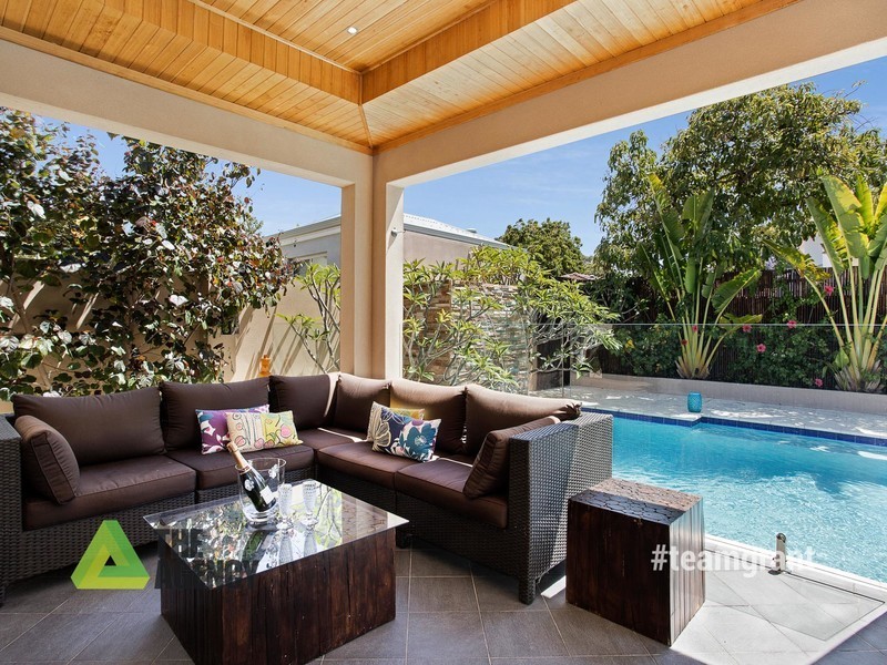 24a Strickland Road, Ardross WA 6153