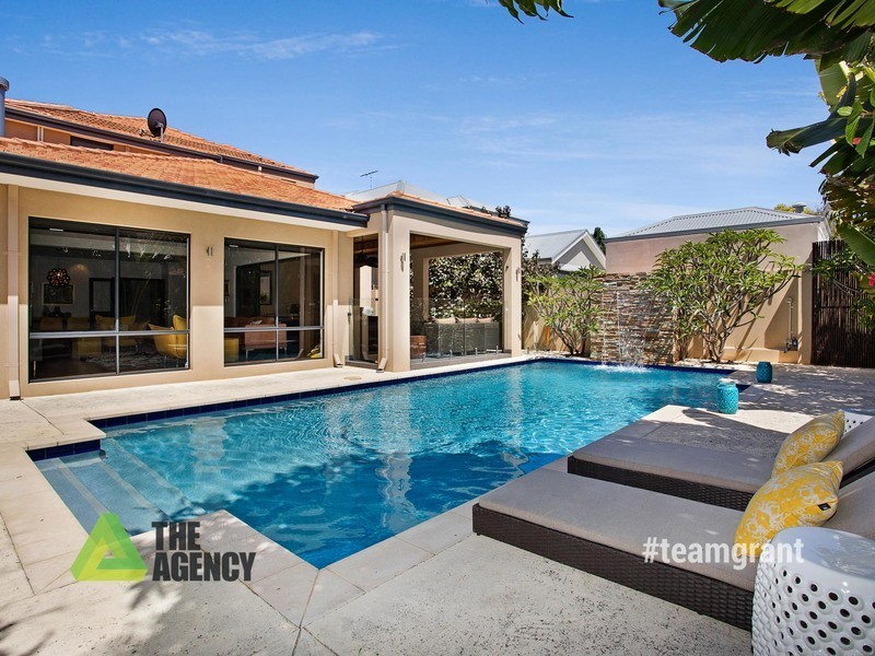 24a Strickland Road, Ardross WA 6153