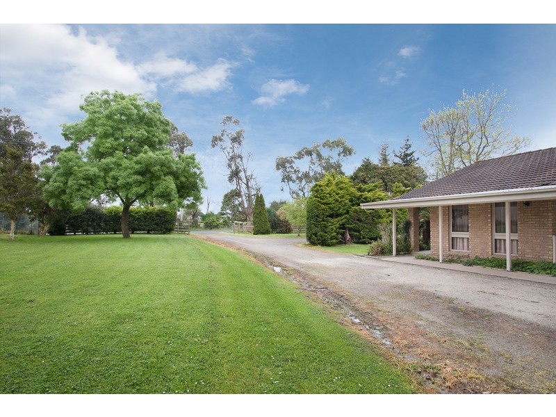 6-8 Watts Road, Nyora VIC 3987