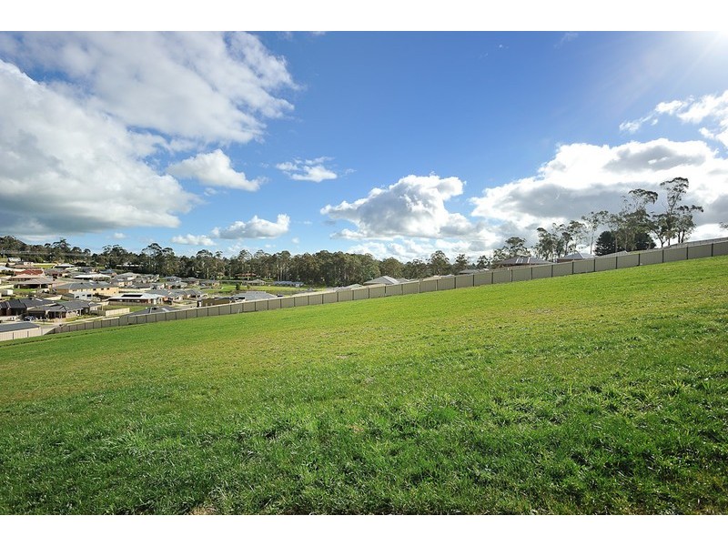 Lot 84 Bushy Park Court, Drouin VIC 3818