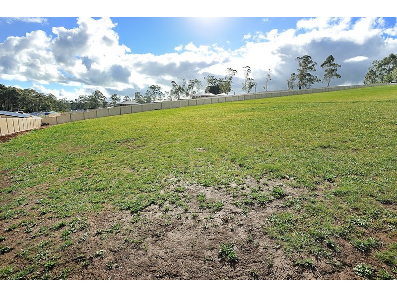 Lot 81 Bushy Park Court, Drouin VIC 3818