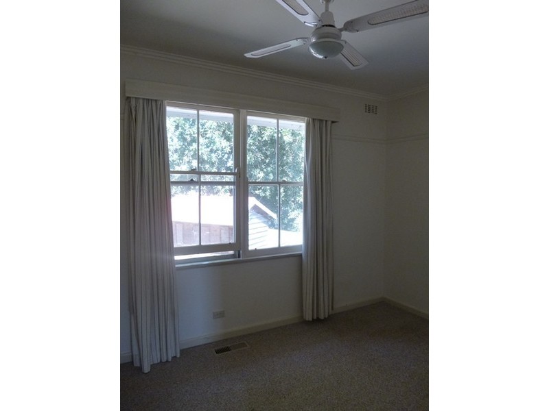 2 Logan Street, Warragul VIC 3820