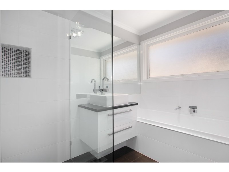 17 Calway Street, Drouin VIC 3818