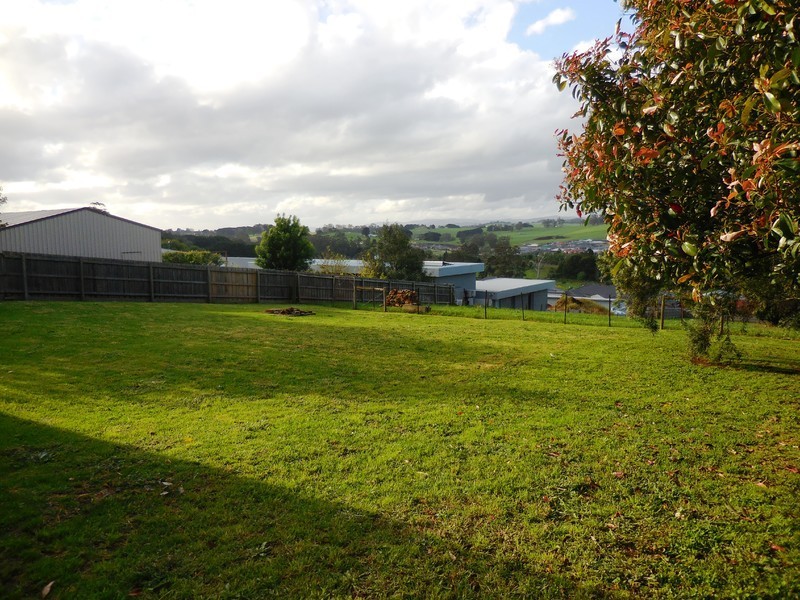 216 Burke Street, Warragul VIC 3820