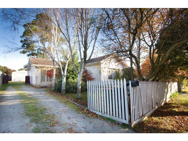 54 Lampards Road, Drouin VIC 3818