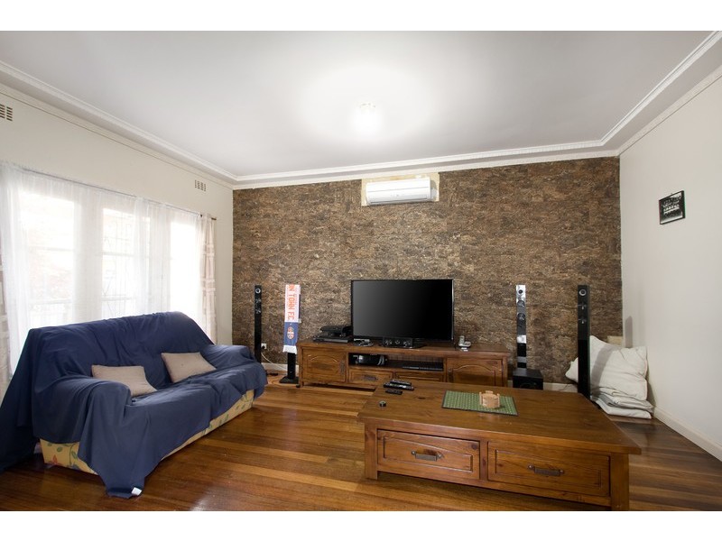 54 Lampards Road, Drouin VIC 3818