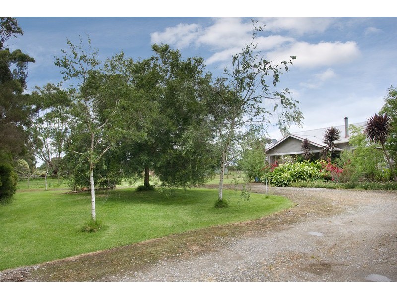 26 Henry Road, Bunyip VIC 3815