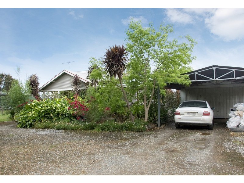 26 Henry Road, Bunyip VIC 3815