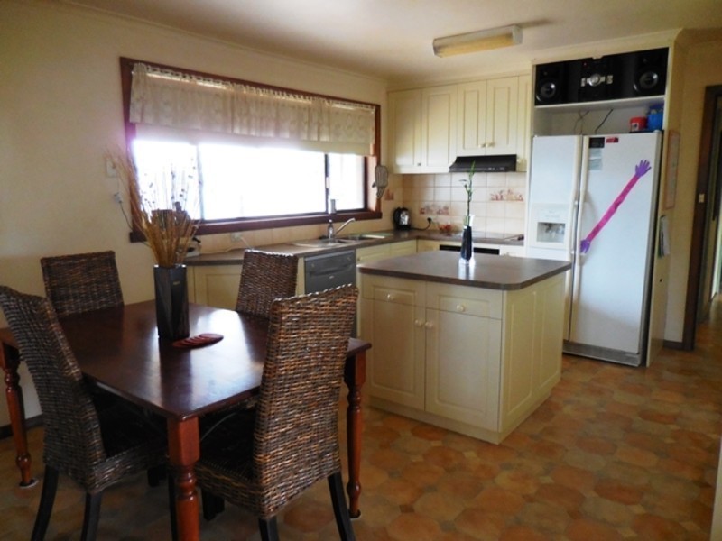 31 Princes Avenue, Longwarry VIC 3816