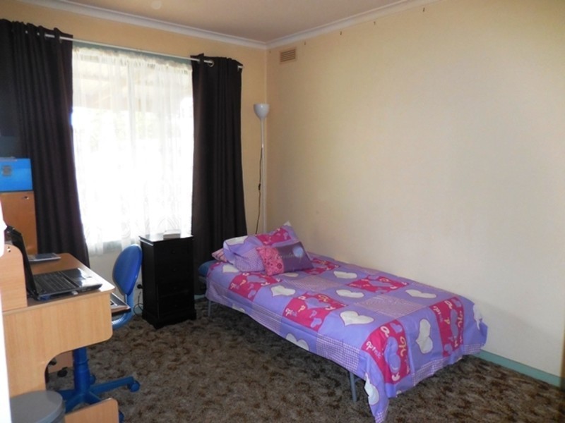 31 Princes Avenue, Longwarry VIC 3816