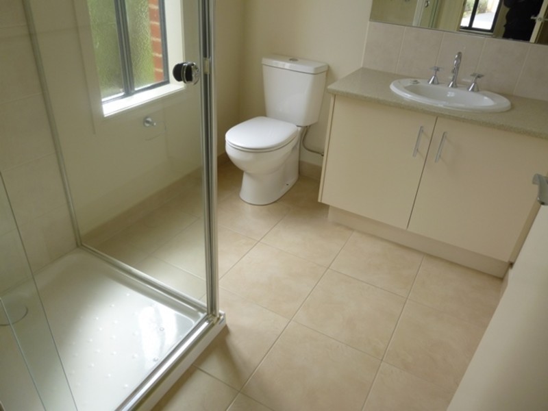 28 Summerhill Boulevard, Drouin VIC 3818