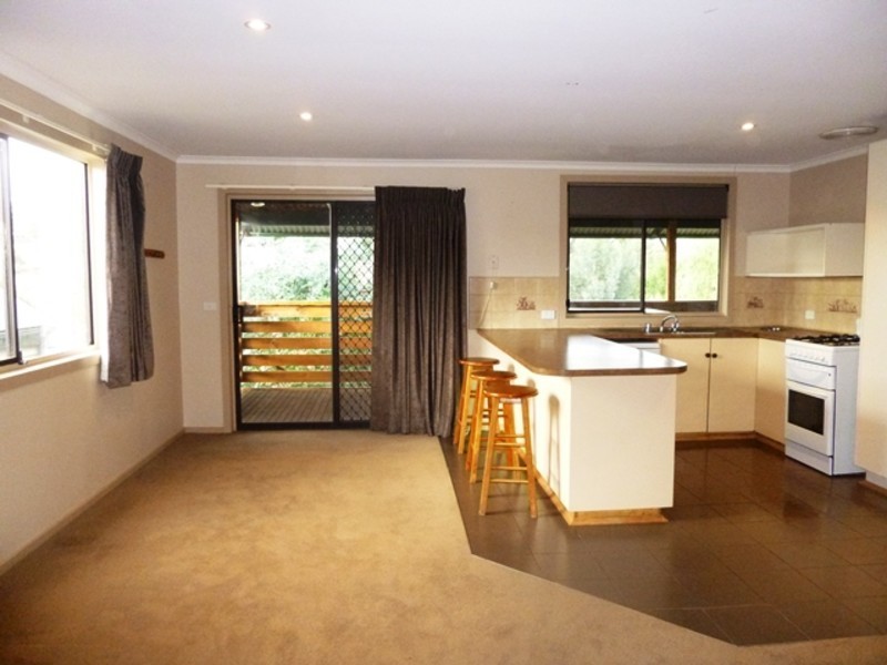 40 Buln Buln Road, Drouin VIC 3818