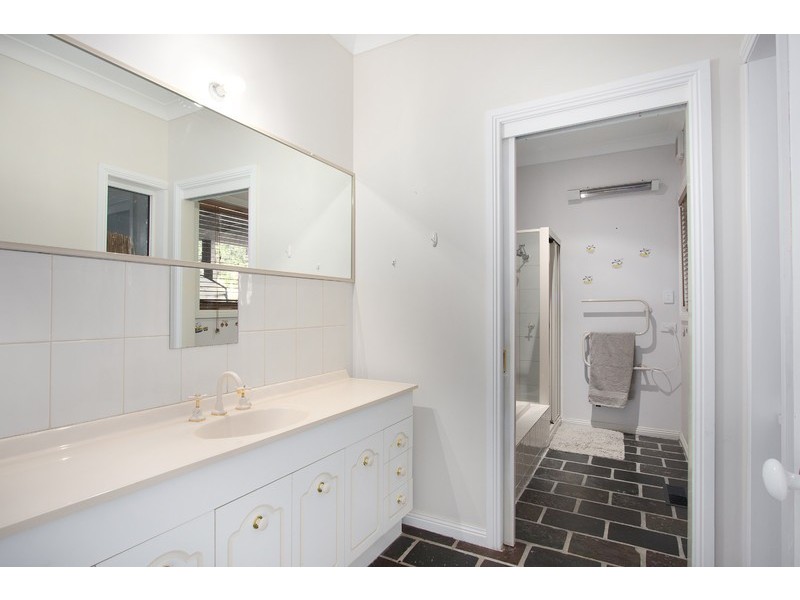 6 Taraview Court, Neerim South VIC 3831