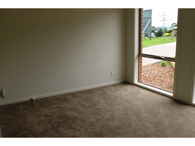 1/112 Burke Street, Warragul VIC 3820