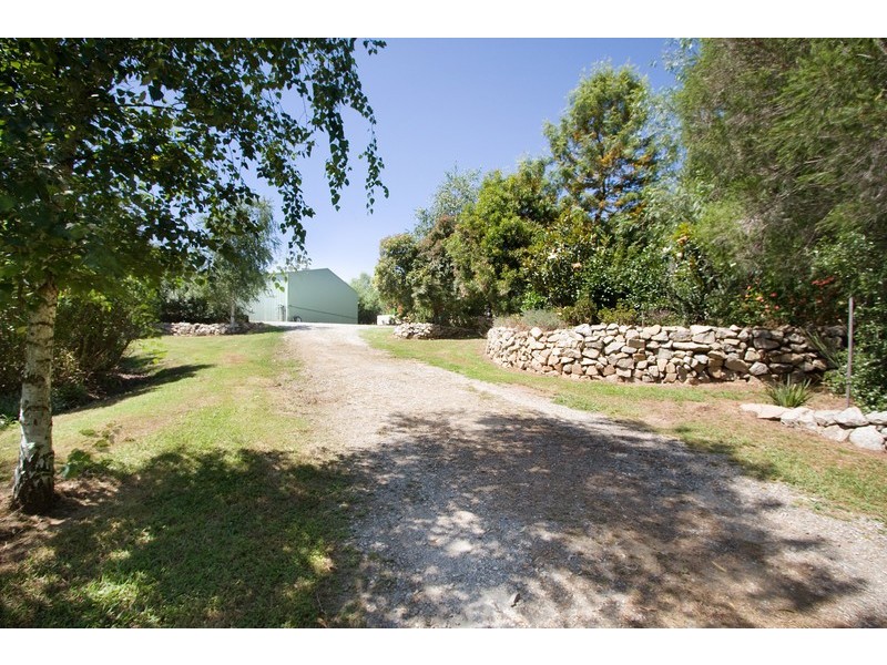 6 Green Valley Drive, Drouin VIC 3818