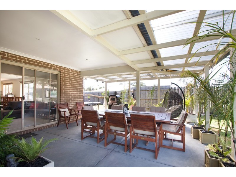 5 Miller Close, Drouin VIC 3818