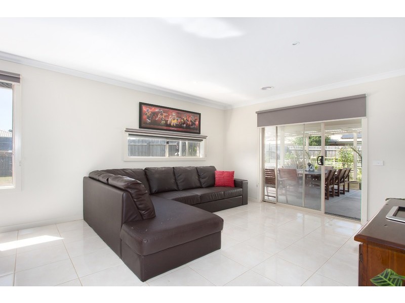 5 Miller Close, Drouin VIC 3818