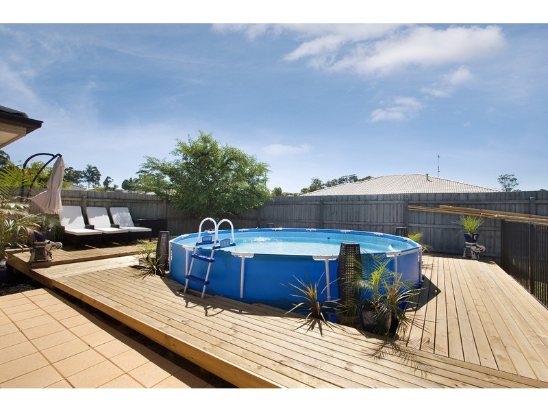 5 Miller Close, Drouin VIC 3818