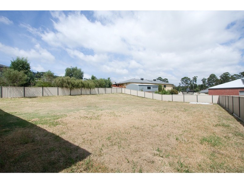 20 Mineral Court, Drouin VIC 3818