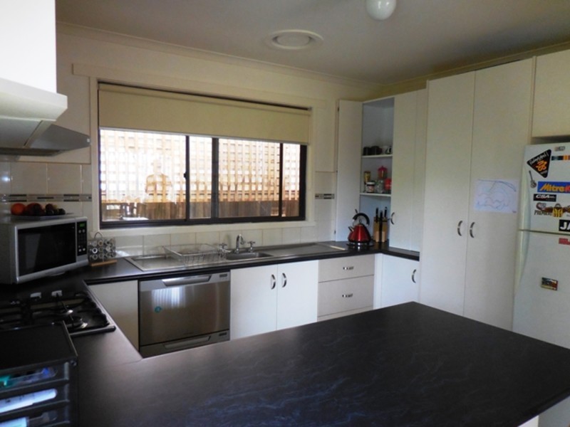 50 Lampard Road, Drouin VIC 3818