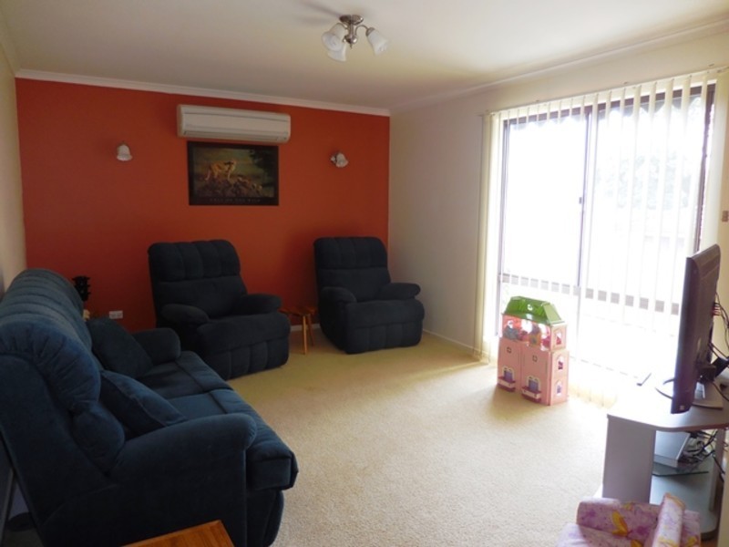 50 Lampard Road, Drouin VIC 3818