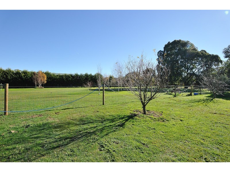 9C Lancelot Court, Drouin VIC 3818