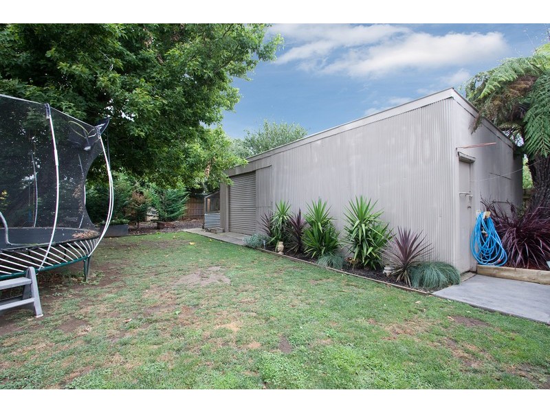 6 Young Street, Drouin VIC 3818