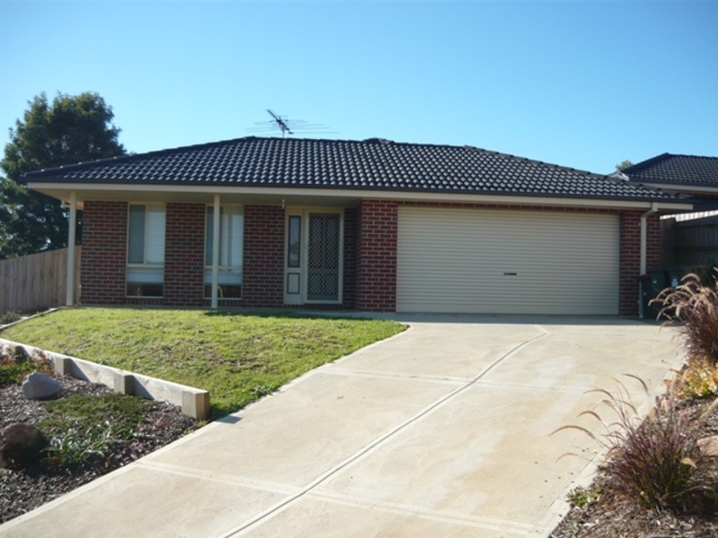 8 Tatterson Court, Warragul VIC 3820