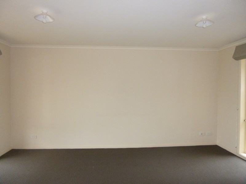 8 Tatterson Court, Warragul VIC 3820