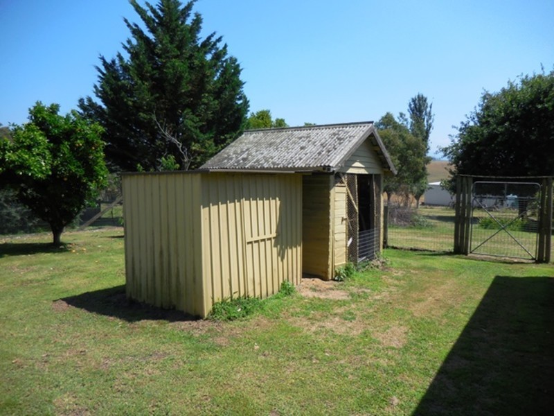 93 Old Sale Road, Drouin West VIC 3818