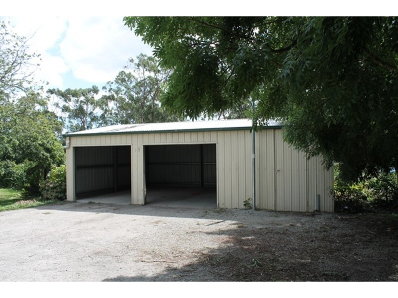 98 Lampard Road, Drouin VIC 3818