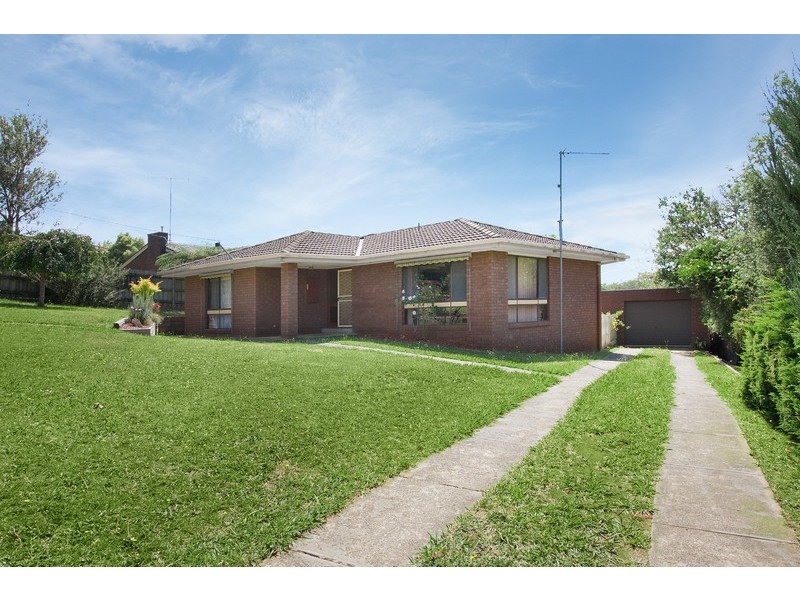 2 Viking Street, Drouin VIC 3818