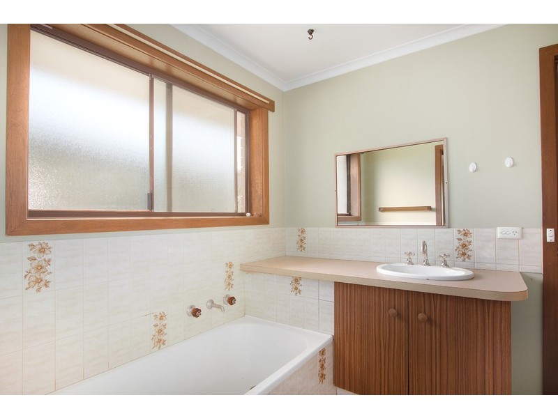2 Viking Street, Drouin VIC 3818